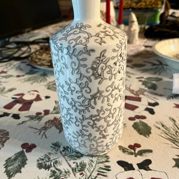 Rustic Pottery/ Vase Beautiful gray and white pattern/terracotta with paint - Picture 3 of 8